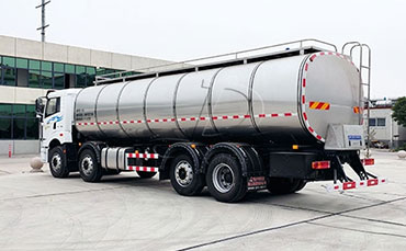 青島乳品公司：新東鮮奶運(yùn)輸車，讓公司業(yè)績(jī)?cè)偕闲屡_(tái)階