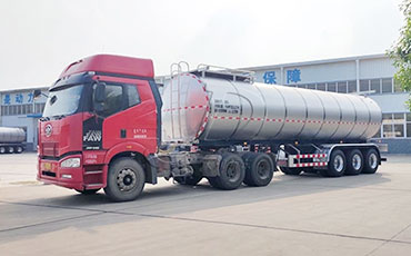 鴨血運輸車和奶罐車在設計和功能上的差異