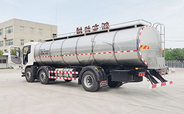鮮奶運(yùn)輸車和?；愤\(yùn)輸車結(jié)構(gòu)和功能對(duì)比