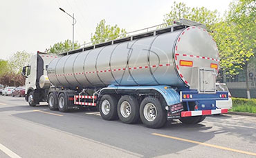 鮮奶運輸車行業(yè)標(biāo)桿！新東機械用技術(shù)定義品質(zhì)運輸新標(biāo)準(zhǔn)