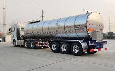 我司鮮奶運(yùn)輸車實(shí)現(xiàn)從甘肅至福建長(zhǎng)途運(yùn)奶